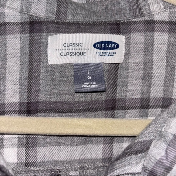 Old Navy Women's Plaid Flannel Shirt - Gray and White - Picture 3 of 4